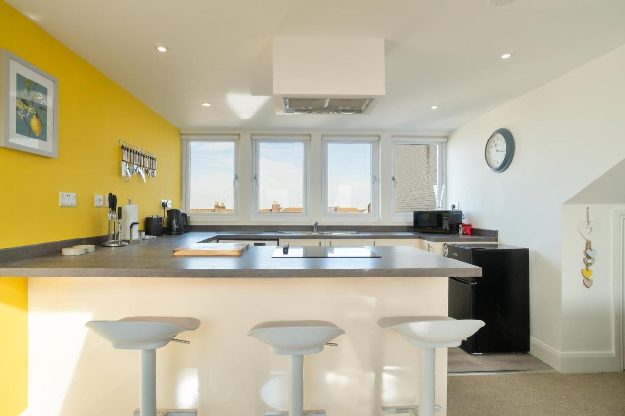 Stylish Herne Bay Apartment By The Sea Eksteriør billede